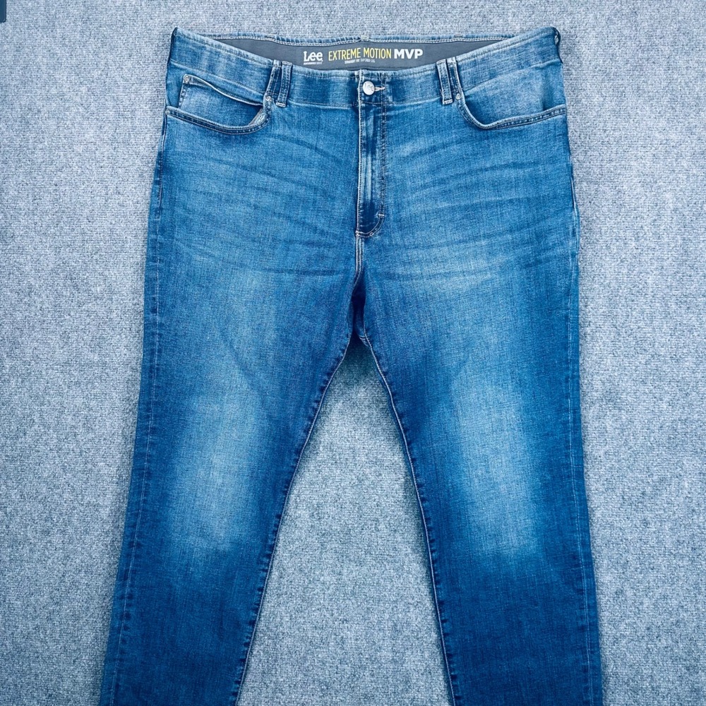 Lee Extreme Motion MVP Straight Fit Tapered Leg Blue Jeans Men's 46x32 LTCH58811 - Picture 2 of 11